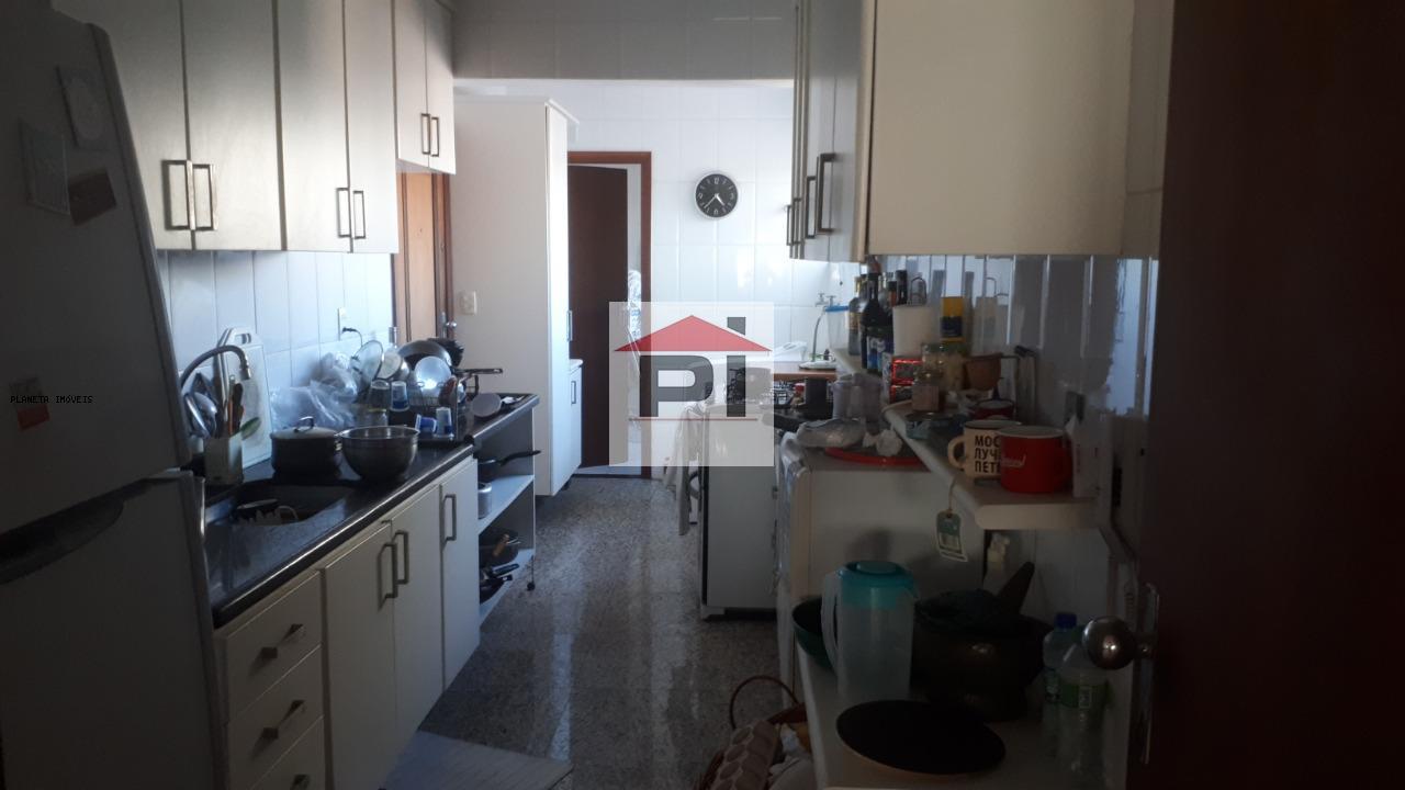 Cobertura, 3 quartos, 235 m² - Foto 8