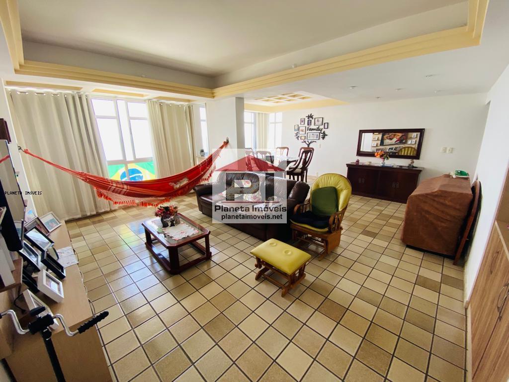 Apartamento, 3 quartos, 146 m² - Foto 1