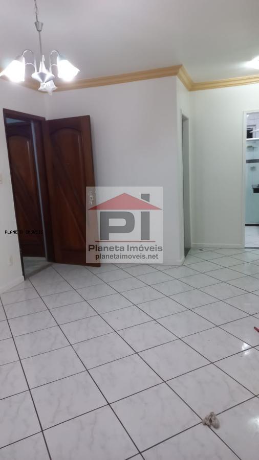 Apartamento à venda com 2 quartos, 72m² - Foto 1