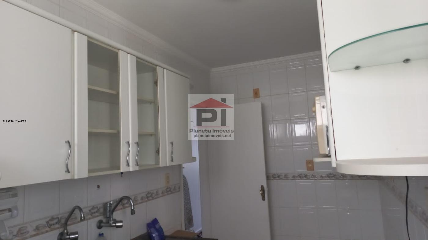 Apartamento à venda com 2 quartos, 72m² - Foto 5