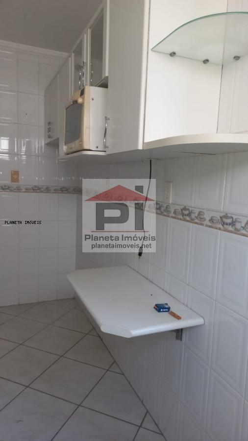 Apartamento à venda com 2 quartos, 72m² - Foto 9