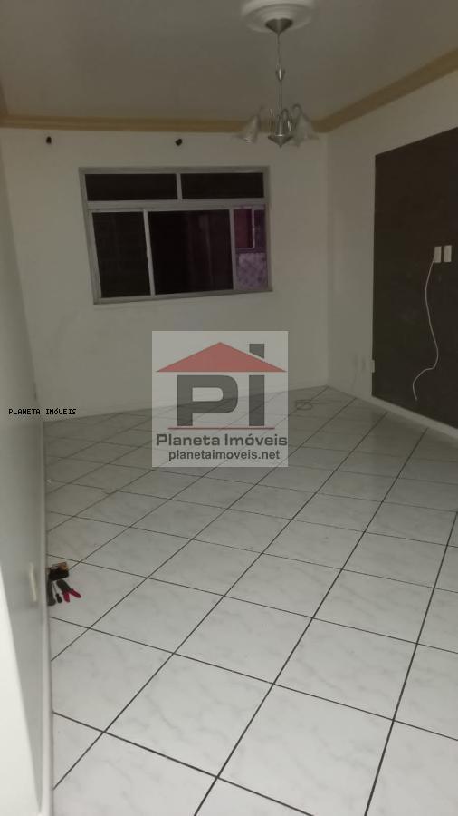 Apartamento à venda com 2 quartos, 72m² - Foto 12