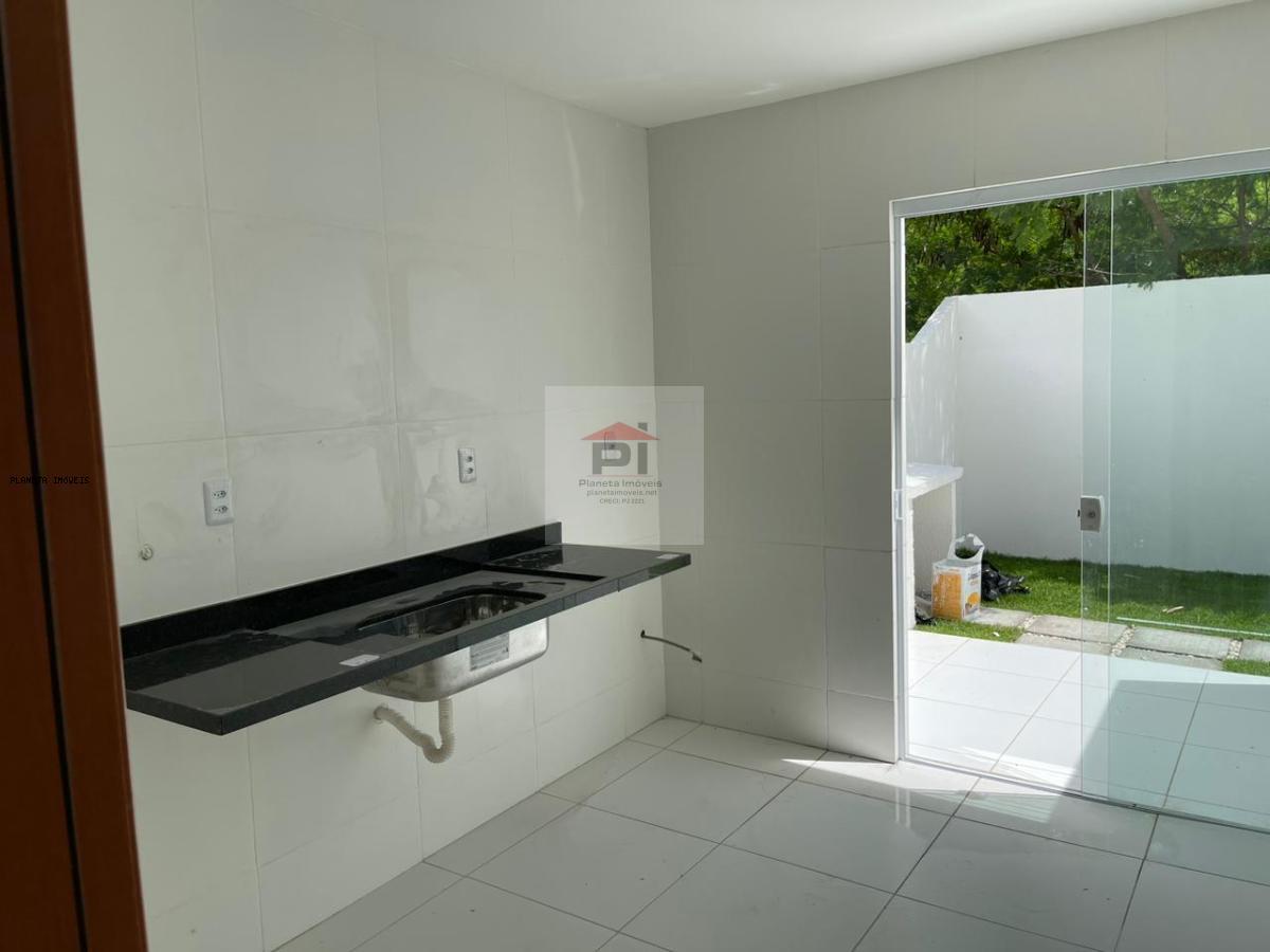 Casa de Condomínio à venda com 4 quartos, 170m² - Foto 4