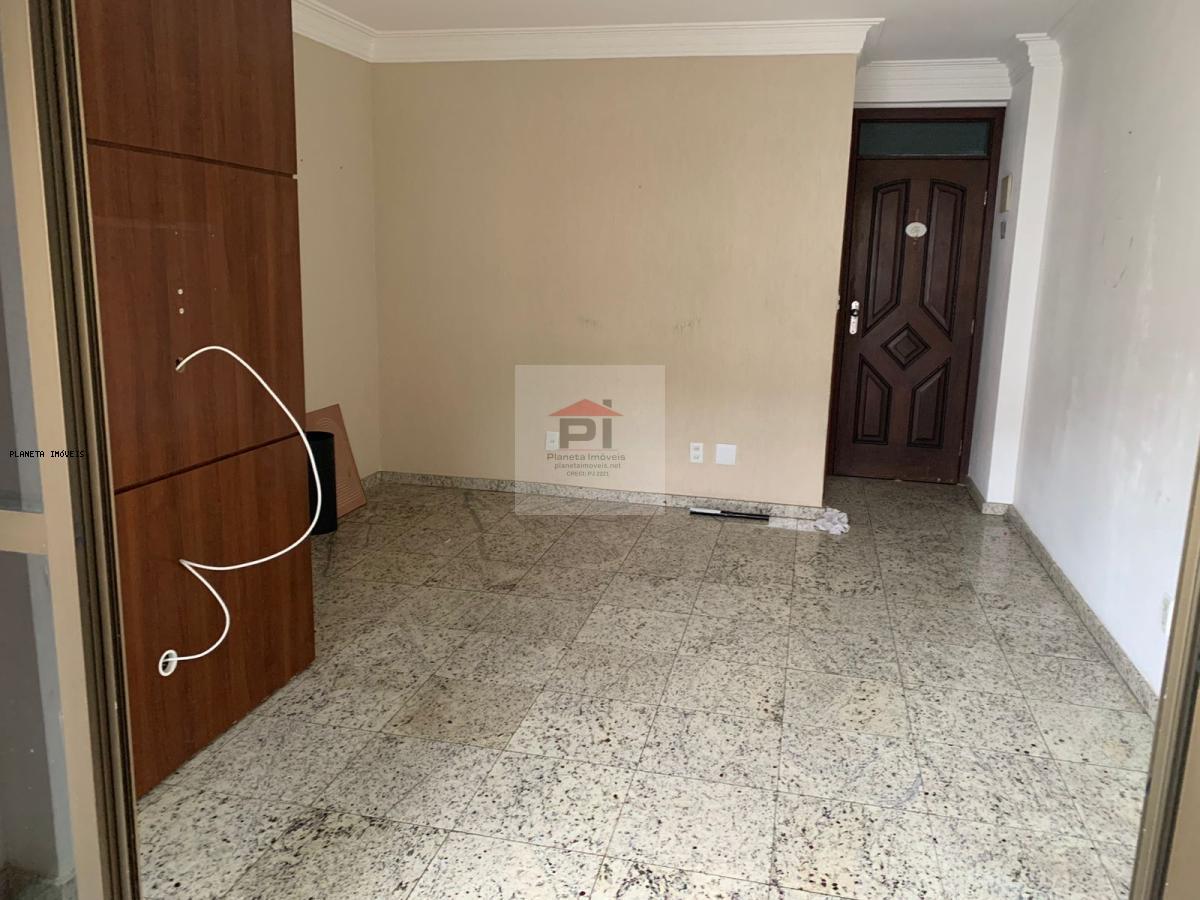Apartamento, 3 quartos, 72 m² - Foto 2