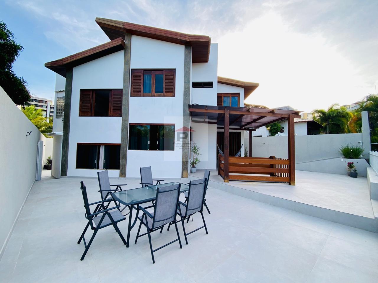 Casa, 6 quartos, 310 m² - Foto 1