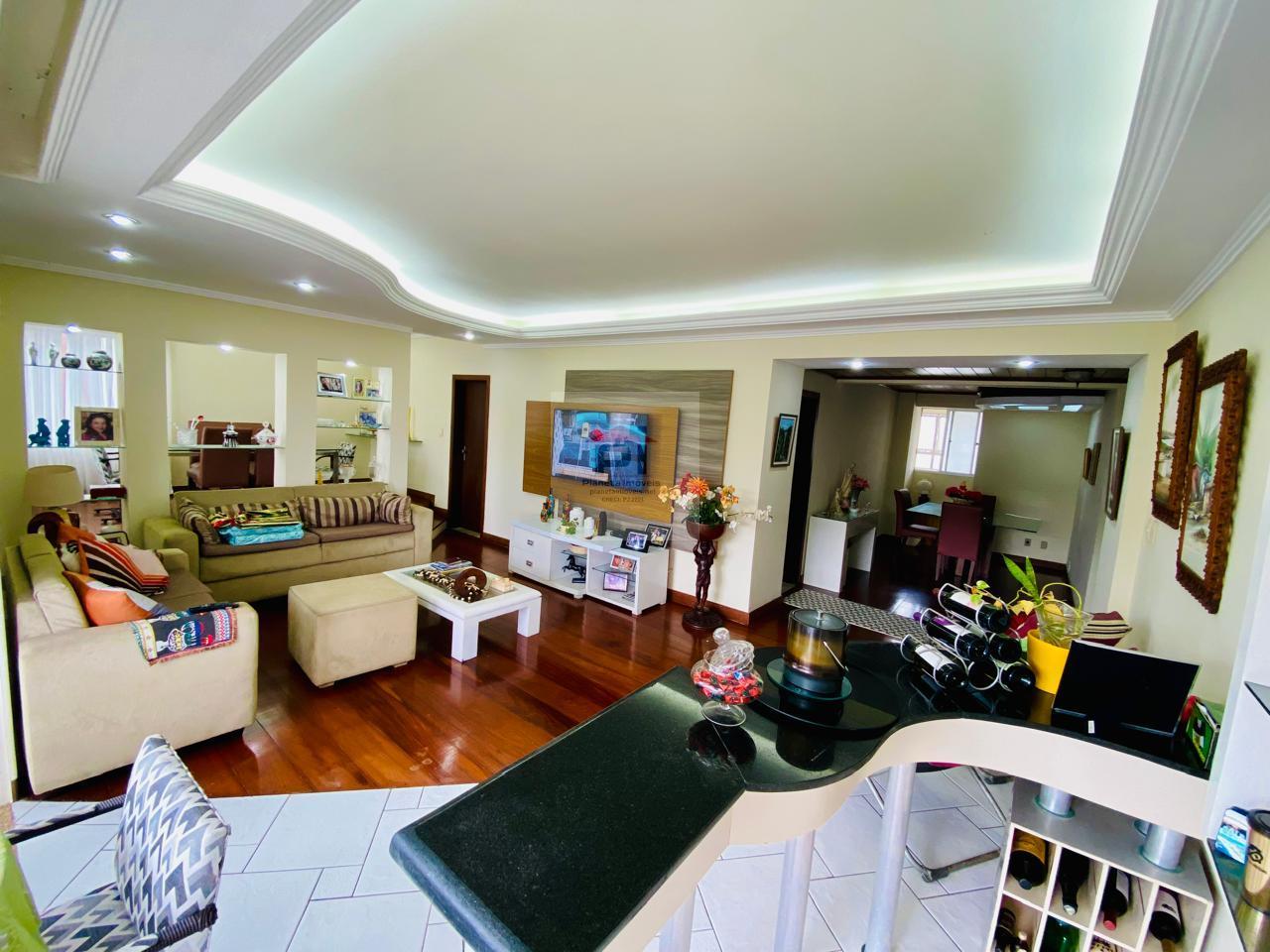 Apartamento, 4 quartos, 240 m² - Foto 1