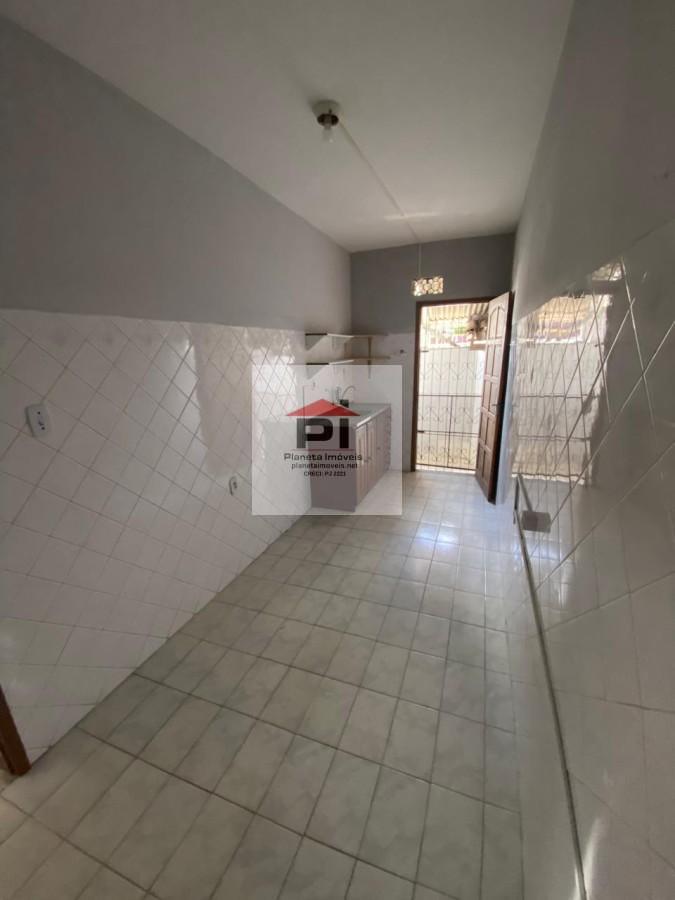 Casa para alugar com 2 quartos, 70m² - Foto 7
