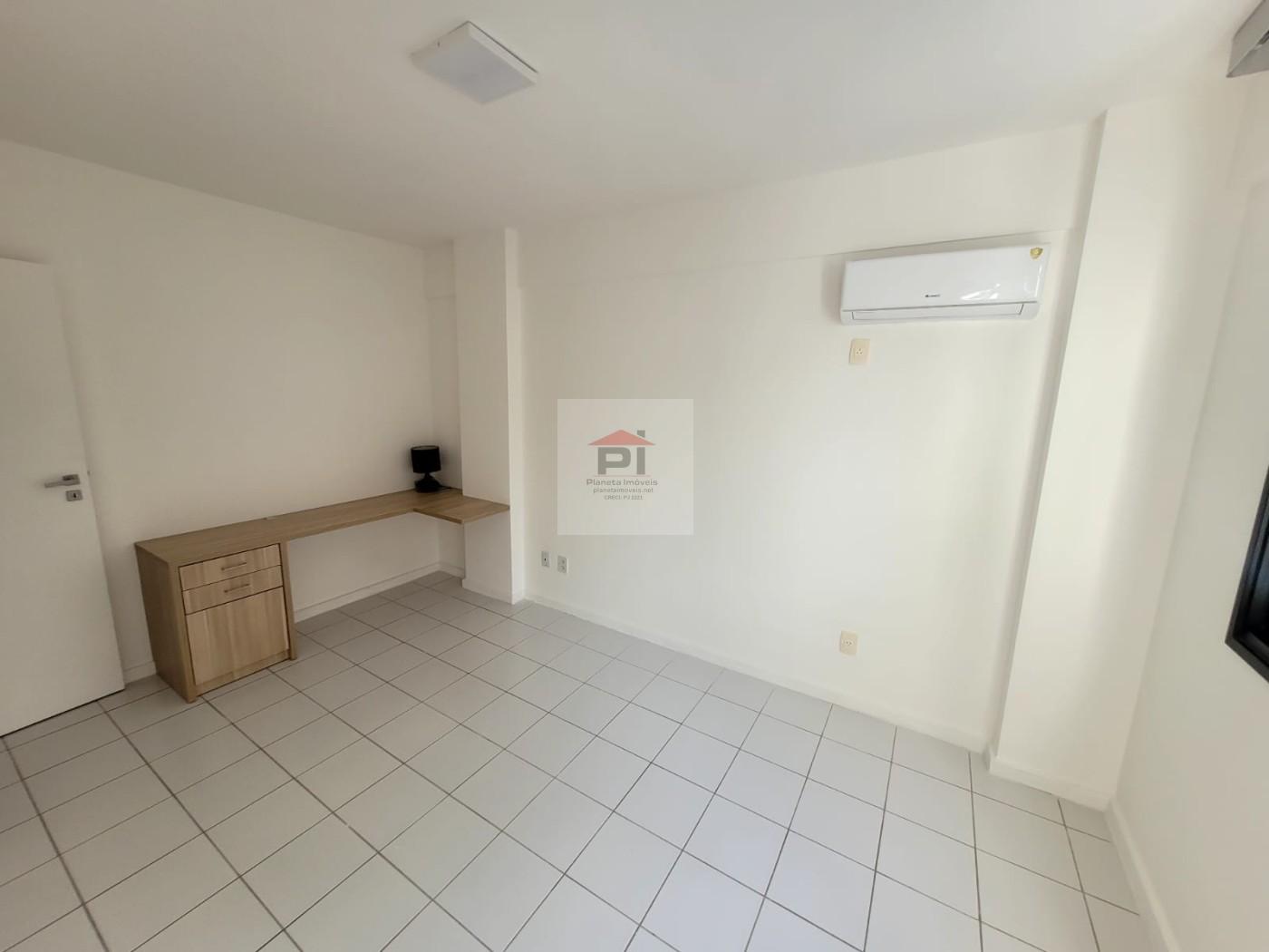 Apartamento à venda com 2 quartos, 64m² - Foto 3