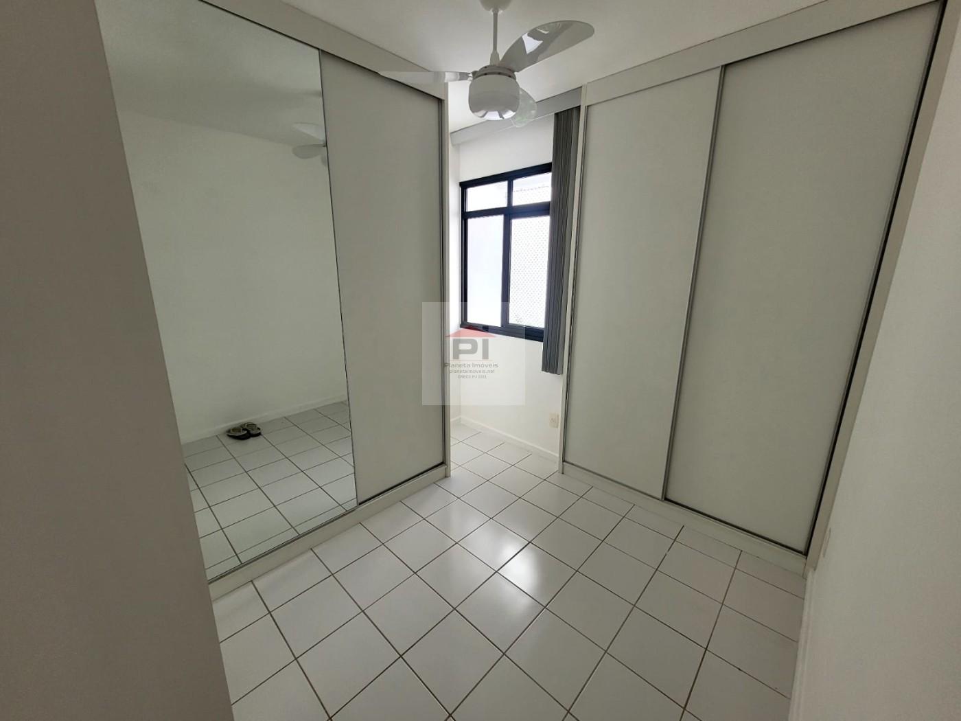 Apartamento à venda com 2 quartos, 64m² - Foto 9
