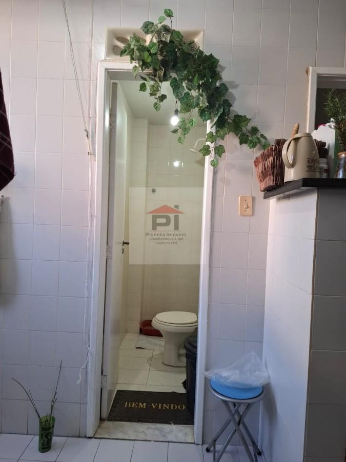 Apartamento à venda com 2 quartos, 82m² - Foto 17
