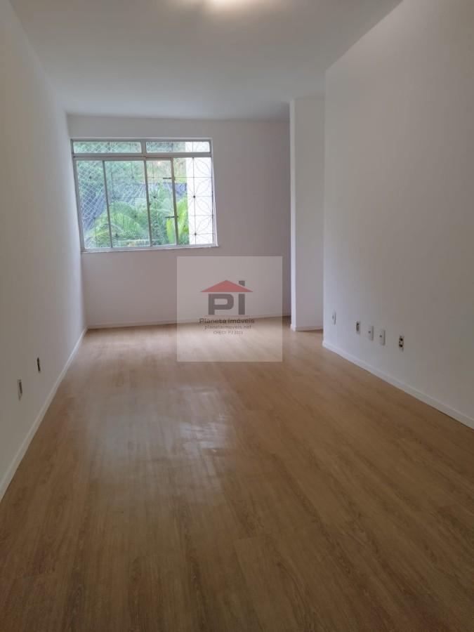 Apartamento à venda com 3 quartos, 60m² - Foto 1