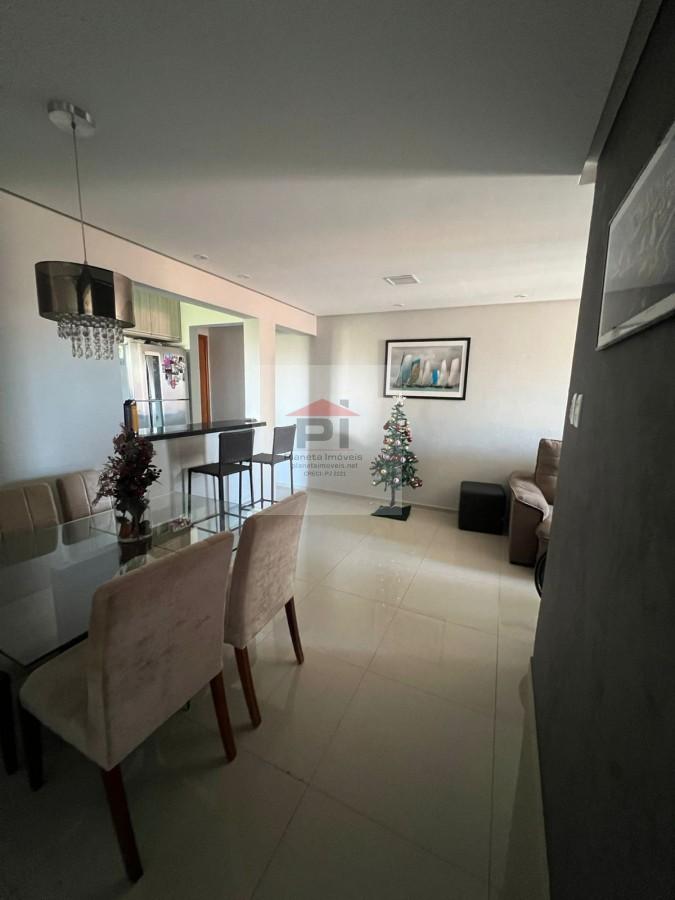 Apartamento à venda com 2 quartos, 67m² - Foto 3