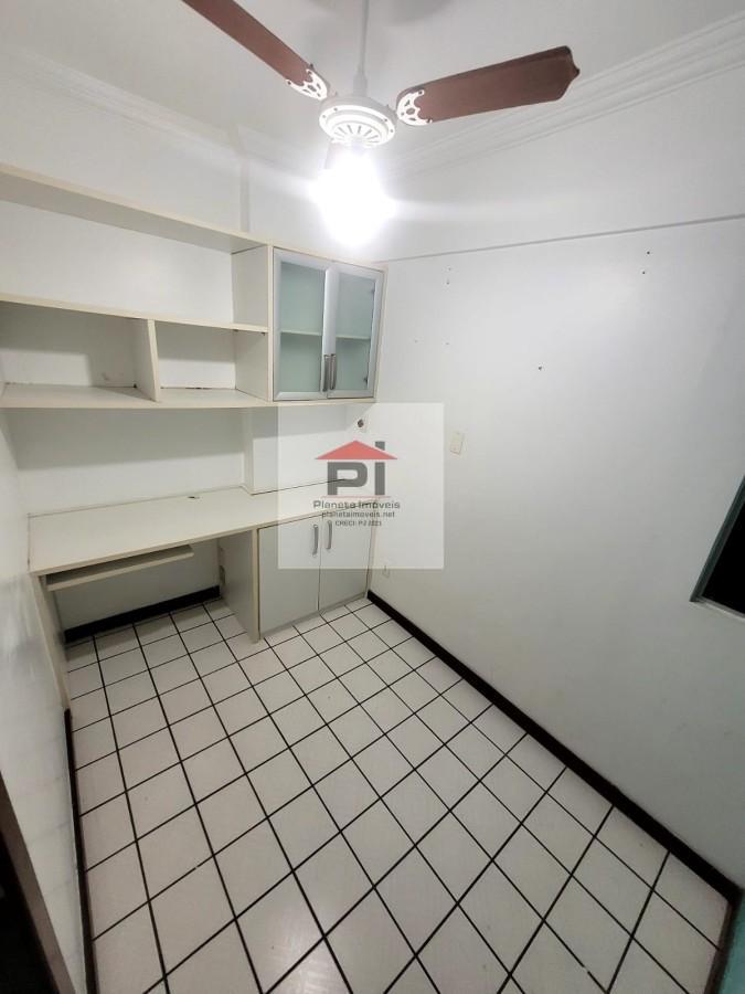 Apartamento à venda com 3 quartos, 77m² - Foto 4