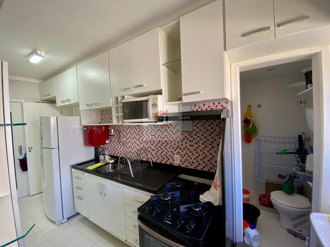 Apartamento à venda com 3 quartos, 82m² - Foto 7
