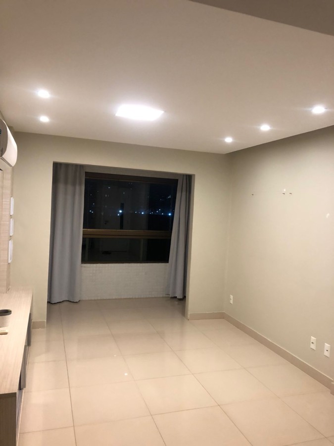 Apartamento para alugar com 1 quarto, 42m² - Foto 5