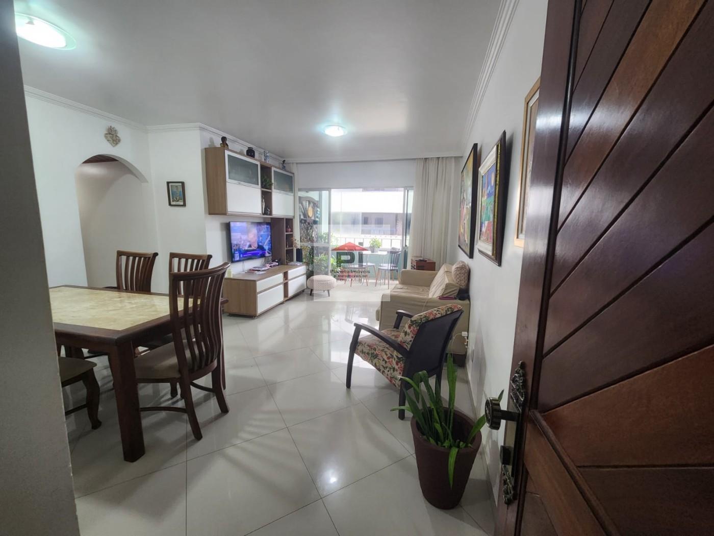 Apartamento à venda com 3 quartos, 110m² - Foto 2