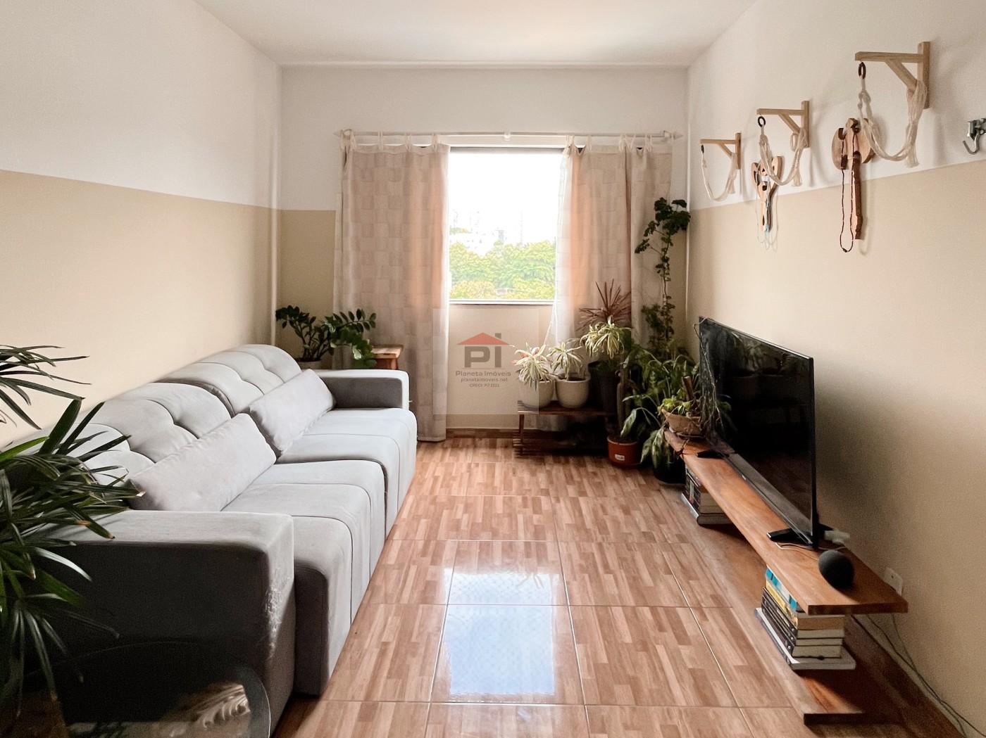 Apartamento à venda com 3 quartos, 70m² - Foto 1