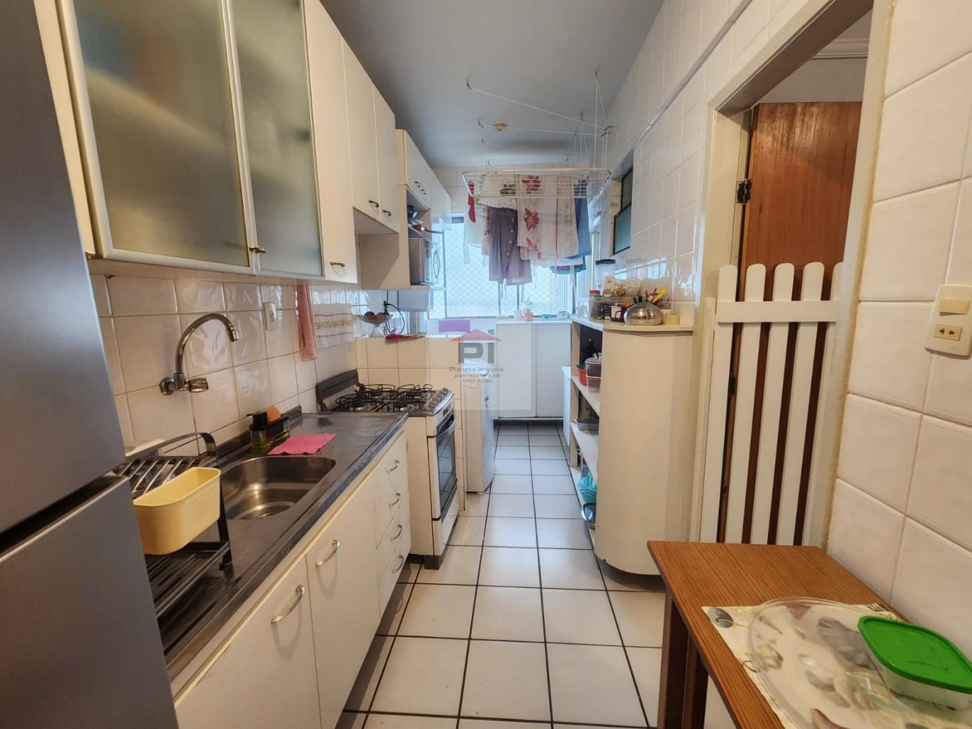 Apartamento à venda com 3 quartos, 82m² - Foto 8