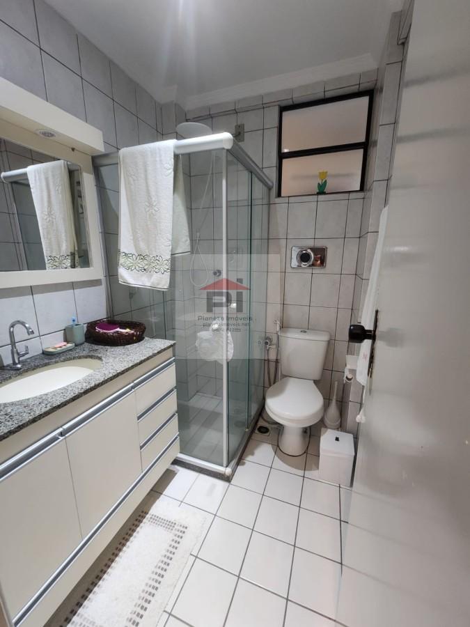 Apartamento à venda com 3 quartos, 82m² - Foto 17
