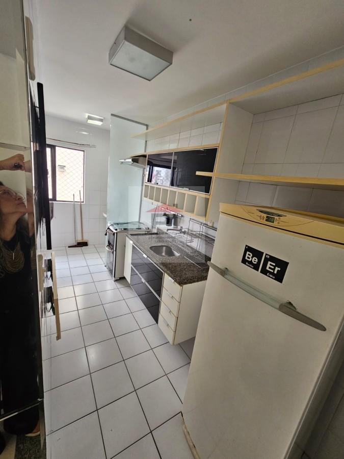 Apartamento à venda com 3 quartos, 73m² - Foto 23
