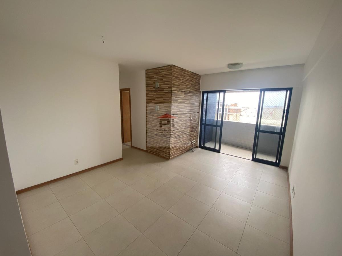 Apartamento à venda com 3 quartos, 74m² - Foto 1