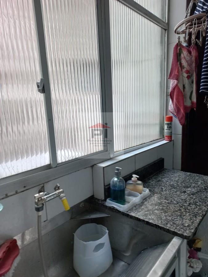 Apartamento à venda com 2 quartos, 68m² - Foto 33