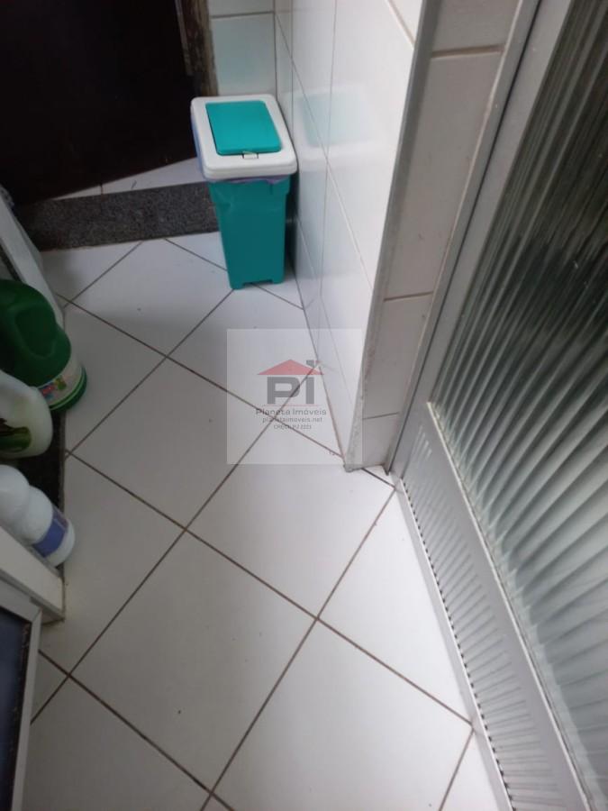 Apartamento à venda com 2 quartos, 68m² - Foto 35