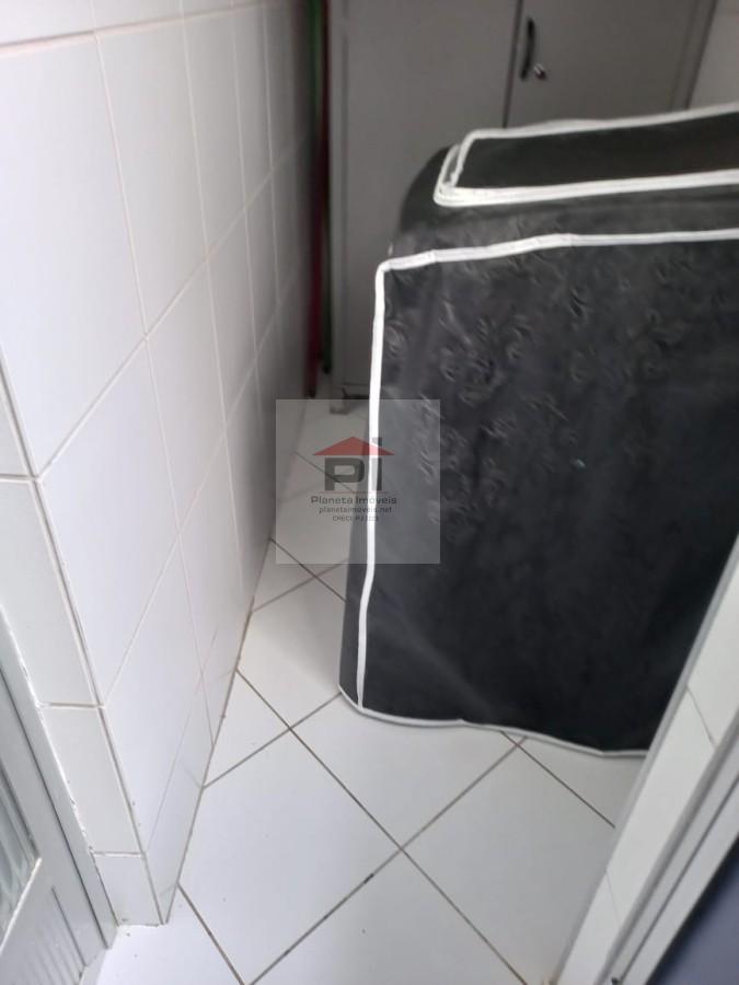Apartamento à venda com 2 quartos, 68m² - Foto 41