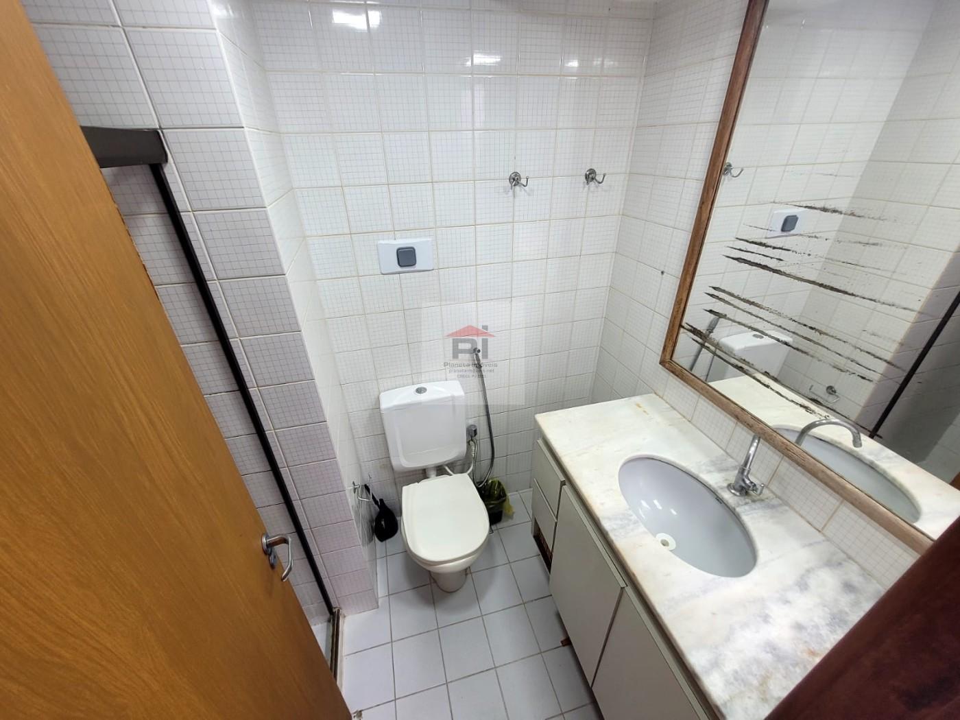 Apartamento para alugar com 3 quartos, 77m² - Foto 11