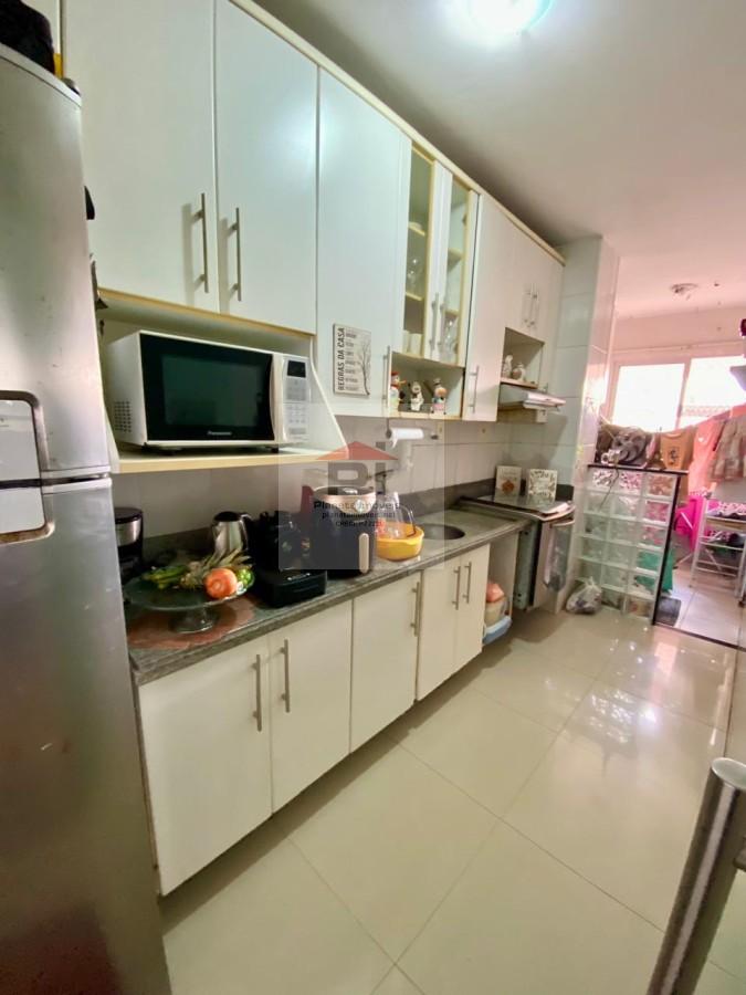 Apartamento à venda com 3 quartos, 76m² - Foto 11