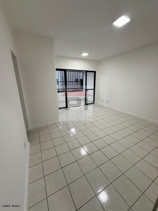 Apartamento, 3 quartos, 80 m² - Foto 3